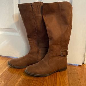 Brown boots 7.5 womens